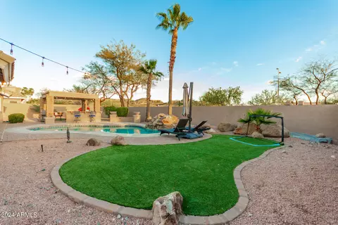Exterior - 1827 E South Fork Dr, Phoenix, AZ 85048 photo 12 of 14