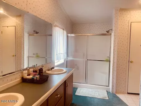 Bath - 3661 Timberlake Dr, Overgaard, AZ 85933 photo 1 of 3
