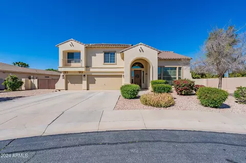 4586 N 153rd Dr, Goodyear, AZ 85395