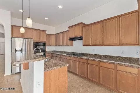 Kitchen - 10815 E Reginald Ave, Mesa, AZ 85212 photo 5 of 6