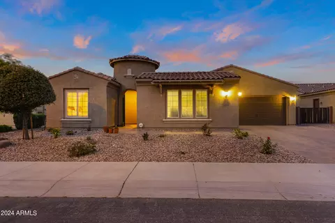 7468 S Parkcrest St, Gilbert, AZ 85298