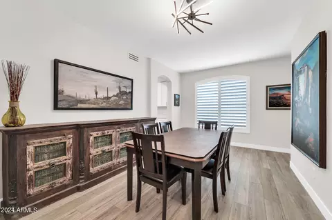 4626 E Chisum Trl, Phoenix, AZ 85050 photo 6