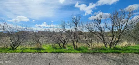 20603 E Mesa Verde Rd #239, Mayer, AZ 86333