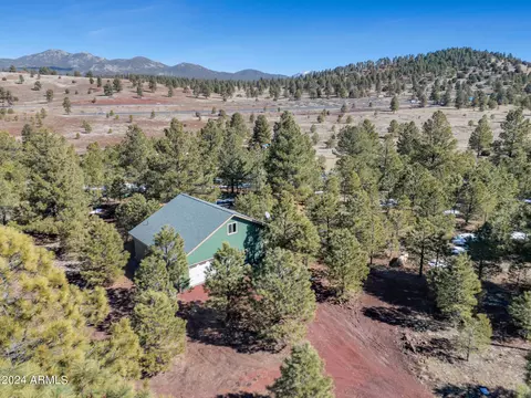 8688 E Pittman Valley Rd, Williams, AZ 86046