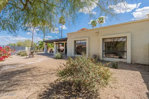 Exterior - 4606 E Monte Way, Phoenix, AZ 85044 photo 5 of 17