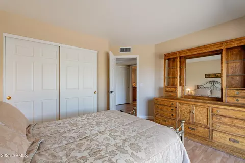 Bedroom - 4606 E Monte Way, Phoenix, AZ 85044 photo 6 of 8