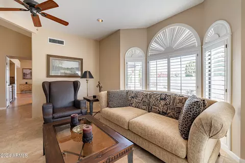 Living - 4606 E Monte Way, Phoenix, AZ 85044 photo 2 of 7