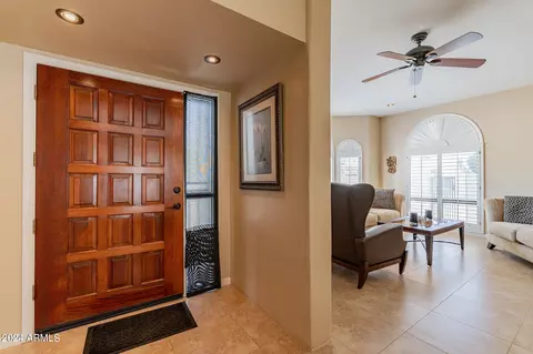 Entry Way - 4606 E Monte Way, Phoenix, AZ 85044 photo 1 of 2