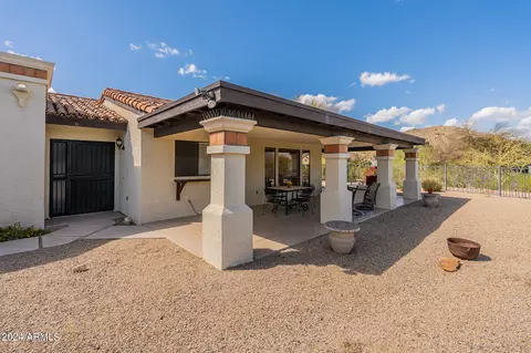 Exterior - 4606 E Monte Way, Phoenix, AZ 85044 photo 14 of 17