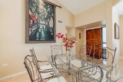 Dining - 4606 E Monte Way, Phoenix, AZ 85044 photo 2 of 3