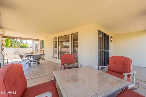 Exterior - 4606 E Monte Way, Phoenix, AZ 85044 photo 11 of 17