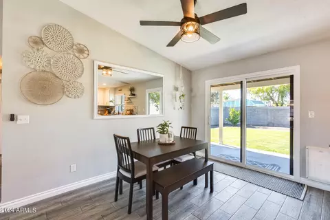 Dining - 3453 E Libby St, Phoenix, AZ 85032 photo 1 of 2