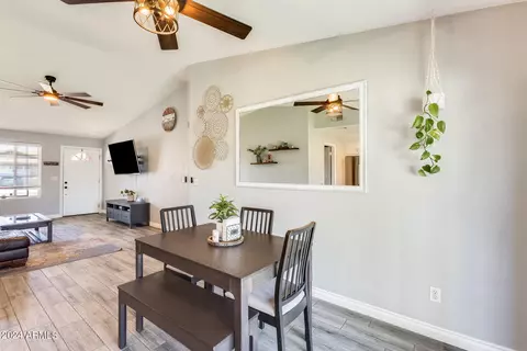 Dining - 3453 E Libby St, Phoenix, AZ 85032 photo 2 of 2