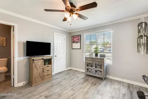 Living - 3453 E Libby St, Phoenix, AZ 85032 photo 7 of 7