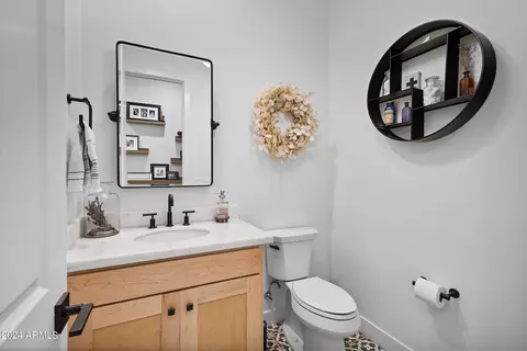Bath - 2668 E Kingbird Ct, Gilbert, AZ 85297 photo 9 of 9