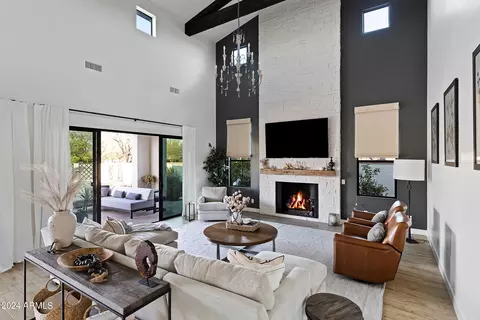 Living - 2668 E Kingbird Ct, Gilbert, AZ 85297 photo 1 of 7