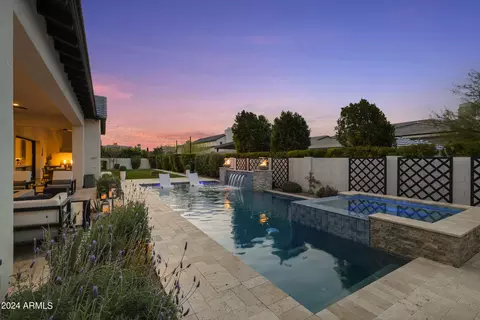 Exterior - 2668 E Kingbird Ct, Gilbert, AZ 85297 photo 5 of 25