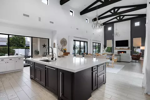 Kitchen - 2668 E Kingbird Ct, Gilbert, AZ 85297 photo 2 of 8