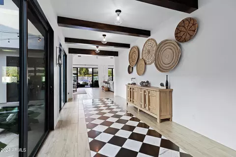 Entry Way - 2668 E Kingbird Ct, Gilbert, AZ 85297 photo 1 of 3