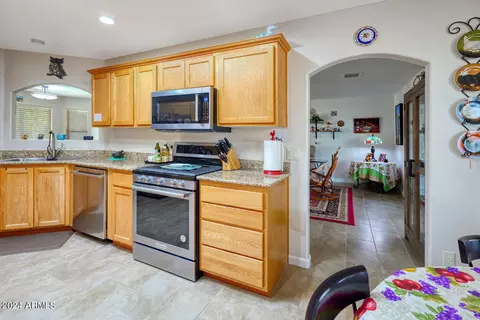 Kitchen - 5036 E Hillcrest Dr, Hereford, AZ 85615 photo 3 of 3