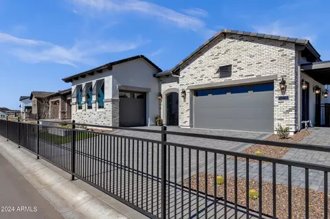 Exterior - 5655 E Star Valley St, Mesa, AZ 85215 photo 2 of 15
