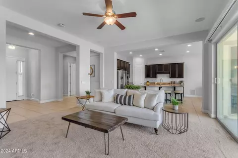Living - 10452 E Lincoln Ave, Mesa, AZ 85212 photo 2 of 2
