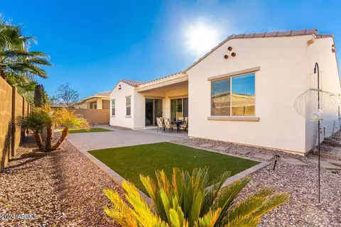 Exterior - 10452 E Lincoln Ave, Mesa, AZ 85212 photo 3 of 9