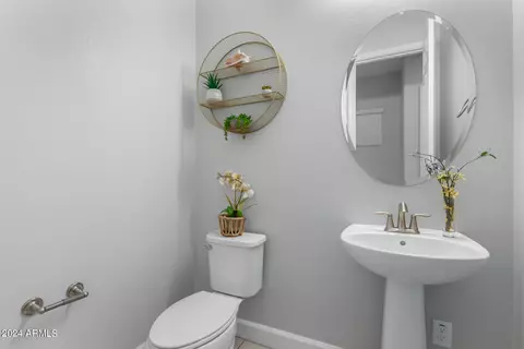 Bath - 10452 E Lincoln Ave, Mesa, AZ 85212 photo 4 of 4