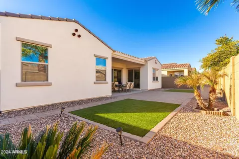 Exterior - 10452 E Lincoln Ave, Mesa, AZ 85212 photo 4 of 9