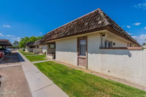 8131 N 107th Ave #82, Peoria, AZ 85345