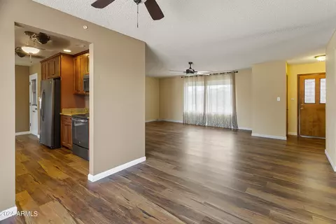 5948 E Colby St, Mesa, AZ 85205 photo 4