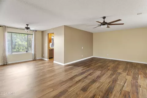 5948 E Colby St, Mesa, AZ 85205