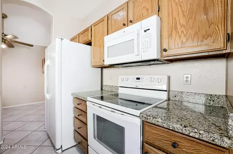 Kitchen - 1616 N Sinova --, Mesa, AZ 85205 photo 6 of 7