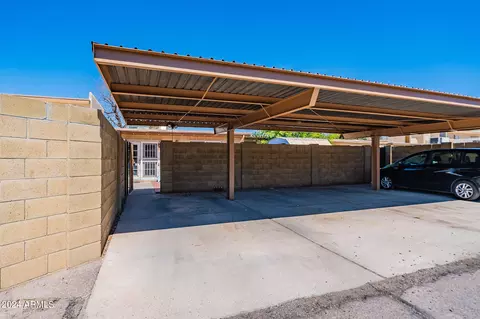 Exterior - 2157 E Minton Dr, Tempe, AZ 85282 photo 7 of 9