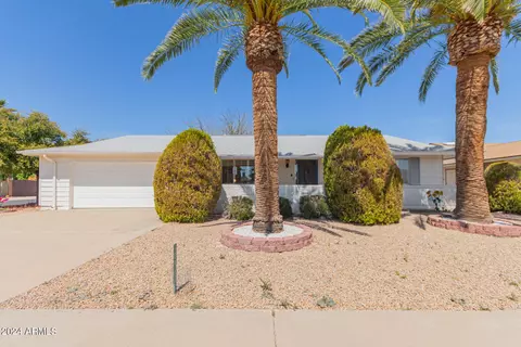 10962 W Meade Dr, Sun City, AZ 85351