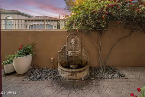 Exterior - 5131 N 34th Way, Phoenix, AZ 85018 photo 10 of 18