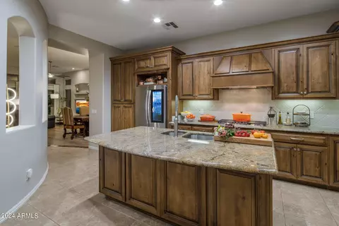 Kitchen - 5131 N 34th Way, Phoenix, AZ 85018 photo 1 of 5