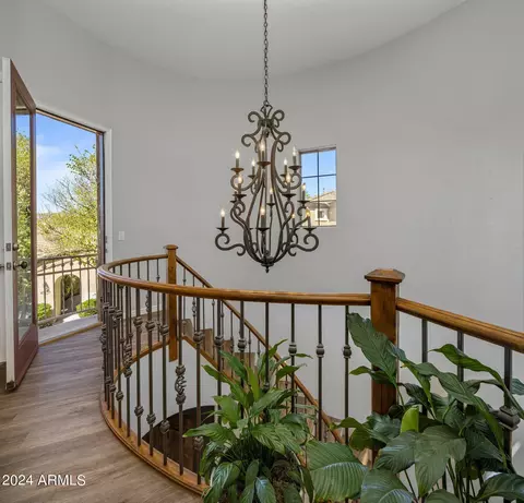 Entry Way - 5131 N 34th Way, Phoenix, AZ 85018 photo 2 of 3