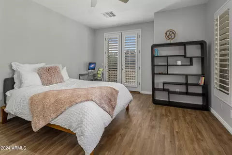 Bedroom - 5131 N 34th Way, Phoenix, AZ 85018 photo 4 of 5