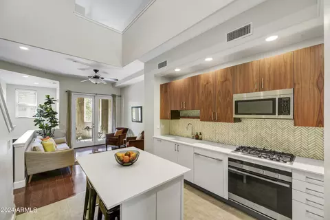 589 S Roosevelt St, Tempe, AZ 85281