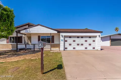 9620 N 43rd Dr, Glendale, AZ 85302