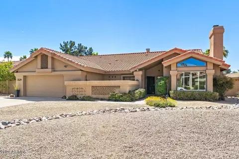 7629 E Windrose Dr, Scottsdale, AZ 85260