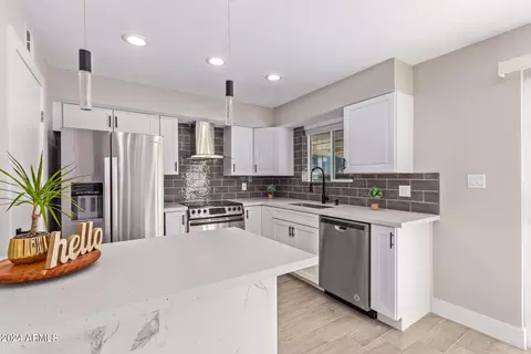 6565 N 19th Ave #7, Phoenix, AZ 85015