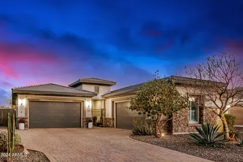 10747 Ensenada St, Mesa, AZ 85207