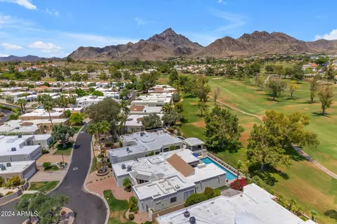 2737 E Arizona Biltmore Cir #18, Phoenix, AZ 85016