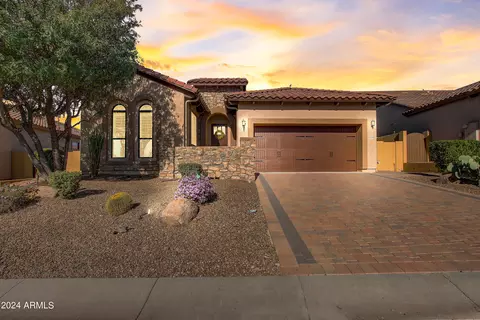 8706 E Jaeger St, Mesa, AZ 85207
