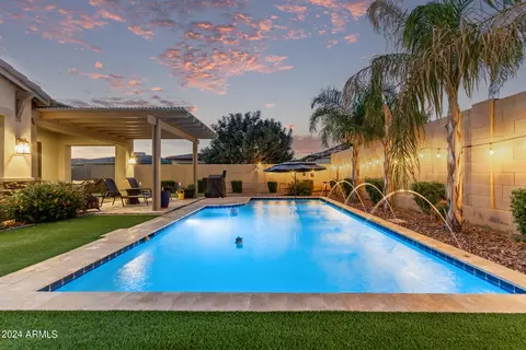 6623 S Las Setas St, Gilbert, AZ 85298