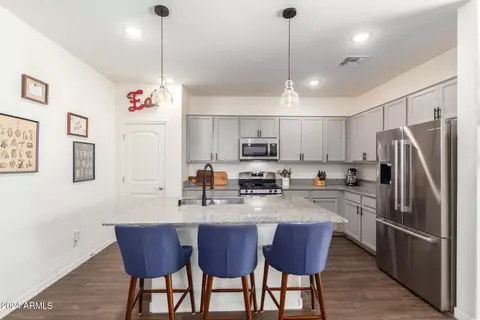 8331 W Palmaire Ave, Glendale, AZ 85305