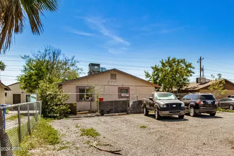 2913 W Almeria Rd, Phoenix, AZ 85009