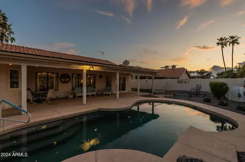Exterior - 1502 W Devon Dr, Gilbert, AZ 85233 photo 8 of 16